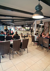 Atmosphère du Restaurant Brasero à Marseillan - n°2