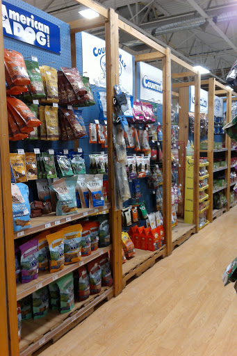 Pet Supply Store «CountryMax - Brockport», reviews and photos, 4875 Lake Rd N, Brockport, NY 14420, USA