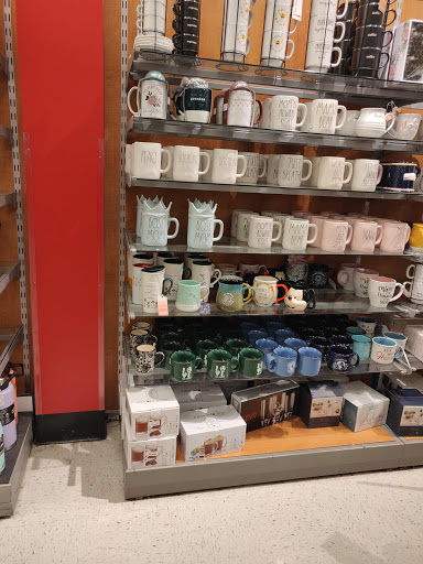 Shopping Mall «Main Street Shopping Center», reviews and photos, 110 Cherokee Pl, Cartersville, GA 30121, USA