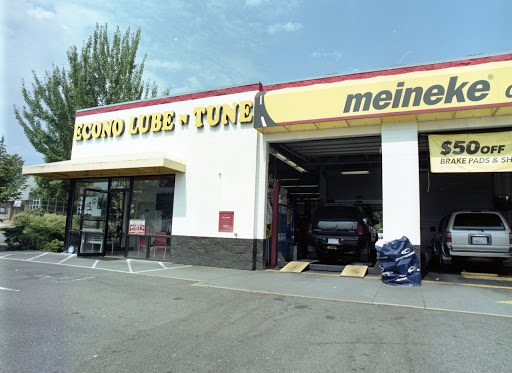 Auto Repair Shop «Meineke Car Care Center», reviews and photos, 9424 Evergreen Way, Everett, WA 98204, USA