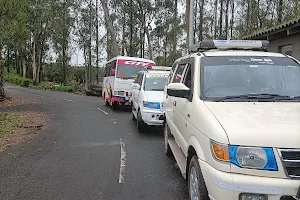 Valparai Selfiee travels (Car rental) image