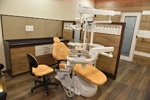Smile Signature Dental Care & Implant Centre image