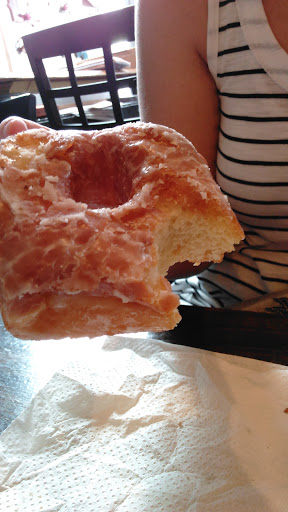 Coffee Shop «North Lime Coffee & Donuts», reviews and photos, 575 N Limestone, Lexington, KY 40508, USA
