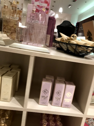 Fashion Accessories Store «Charming Charlie», reviews and photos, 5175 Deerfield Blvd, Mason, OH 45040, USA