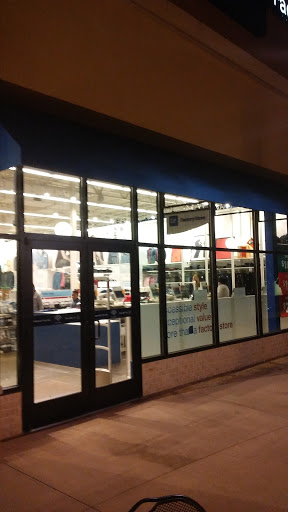 Gap Outlet, 6200 Grand River Blvd E #402, Leeds, AL 35094, USA, 