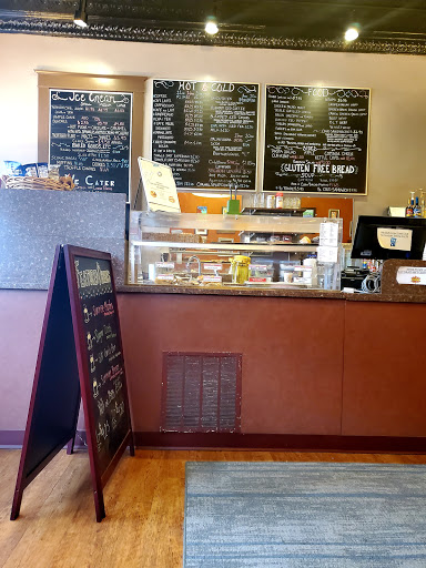 Cafe «Treats On Bridge Street», reviews and photos, 110 W Bridge St, Elkader, IA 52043, USA