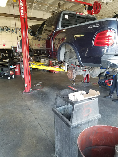 Tire Shop «Firestone Complete Auto Care», reviews and photos, 23100 Lyons Ave, Newhall, CA 91321, USA