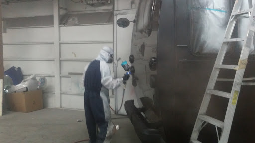 Auto Body Shop «Maaco Collision Repair & Auto Painting», reviews and photos, 355 Treck Dr, Tukwila, WA 98188, USA