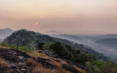 Nadukani mount point image