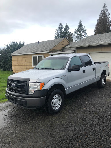 Used Car Dealer «Pacific Cars & Trucks», reviews and photos, 1735 State Hwy 99 N, Eugene, OR 97402, USA