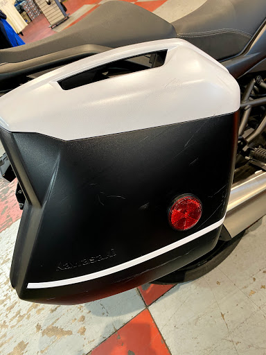 Motorcycle Dealer «RideNow Powersports Phoenix», reviews and photos, 17202 N Cave Creek Rd, Phoenix, AZ 85032, USA