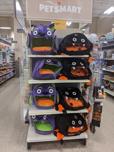Pet Supply Store «PetSmart», reviews and photos, 11860 Spectrum Center, Reston, VA 20190, USA