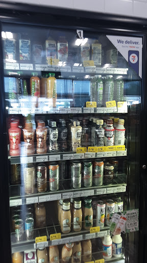 Convenience Store «7-Eleven», reviews and photos, 2161 E El Segundo Blvd, El Segundo, CA 90245, USA