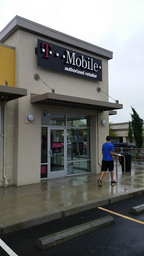 Cell Phone Store «T-Mobile», reviews and photos, 3318 Lancaster Dr NE, Salem, OR 97305, USA