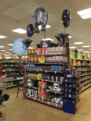 Grocery Store «Schnucks», reviews and photos, 4500 W Lloyd Expy, Evansville, IN 47712, USA