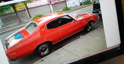 Airbrushing Service «Midwest Ink Airbrushing & Custom T-shirt Screen Print Shop», reviews and photos, 4733 S Ashland Ave, Chicago, IL 60609, USA