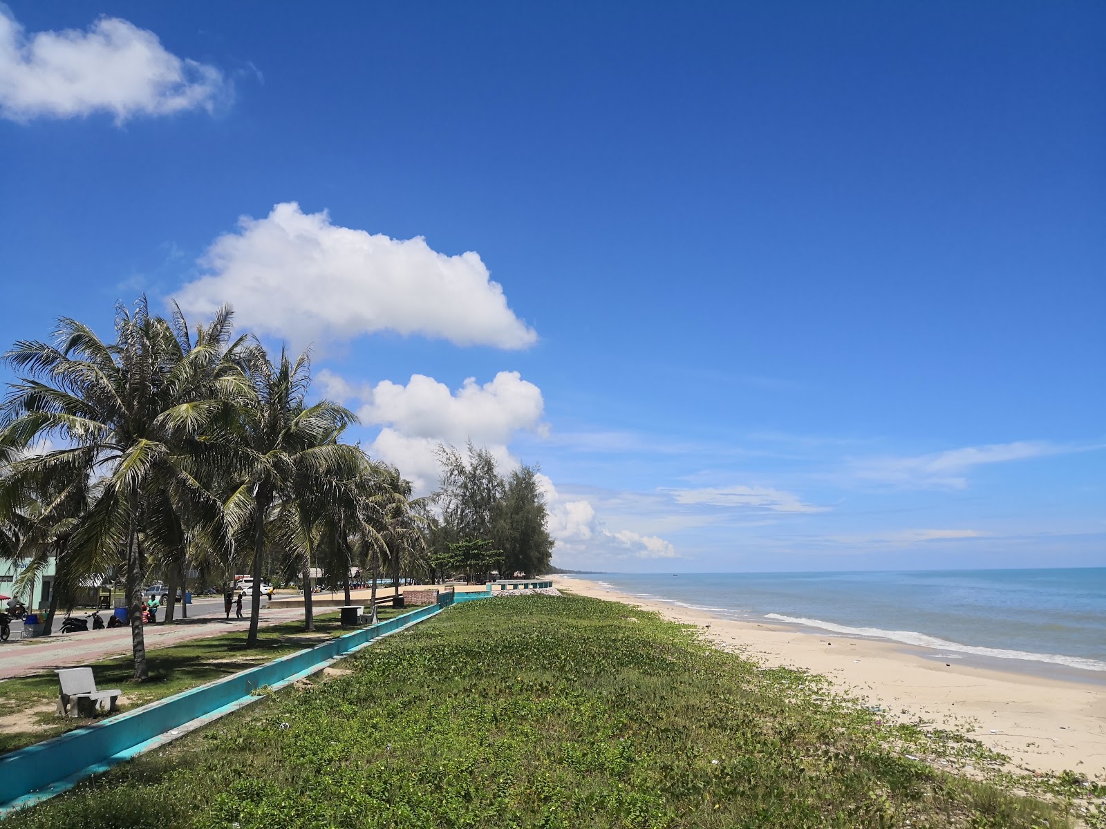 Muang Ngam Beach'in fotoğrafı - rahatlamayı sevenler arasında popüler bir yer