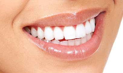 Dr Nethanel BELLAHSEN Dentiste Esthétique-Paris-Implant dentaire-Orthodontie-Facettes-Blanchiment dentaire