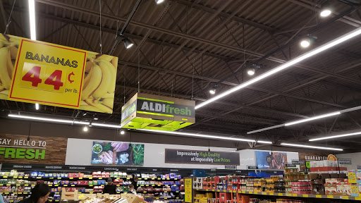 Supermarket «ALDI», reviews and photos, 300 S State Rd 135, Greenwood, IN 46142, USA