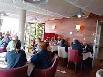 Atmosphère du Restaurant de poisson Le Chatillon à Boulogne-sur-Mer - n°4
