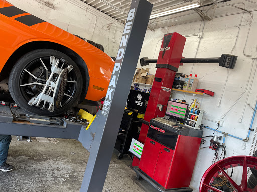 Tire Shop «L & R Tire Shop - Total Car Care», reviews and photos, 6923 W Hillsborough Ave, Tampa, FL 33634, USA