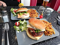 Hamburger du Restaurant français Pause Vintage à Sanary-sur-Mer - n°7