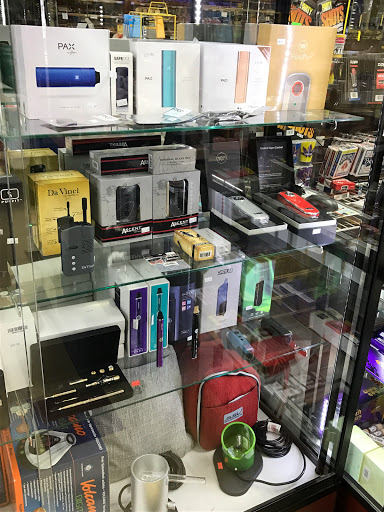 Cigar Shop «Park Avenue Smoke Shop», reviews and photos, 194 Park Ave, Worcester, MA 01609, USA