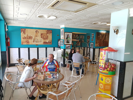 Información y opiniones sobre Cafeteria Los Arcos de Láchar