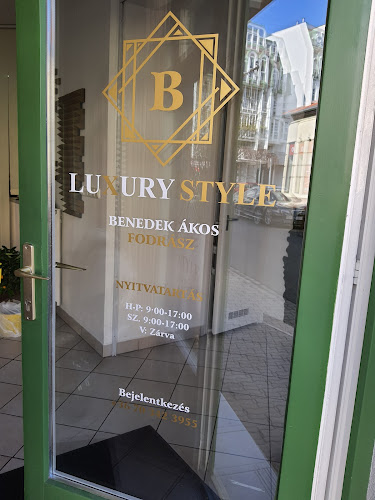 Luxury Style - Benedek Ákos