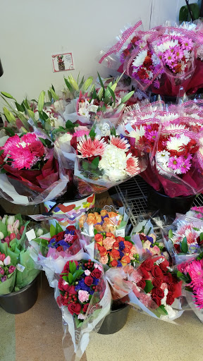 Grocery Store «Hannaford Supermarket», reviews and photos, 201 John E Devine Dr, Manchester, NH 03103, USA