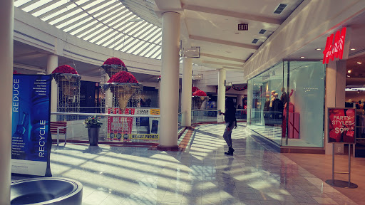 Shopping Mall «Stonestown Galleria», reviews and photos, 3251 20th Ave, San Francisco, CA 94132, USA