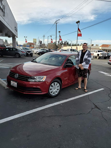 Nissan of Yuba City image