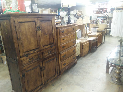 Thrift Store «VALUE VILLAGE Thrift Store», reviews and photos, 9334 Alondra Blvd, Bellflower, CA 90706, USA