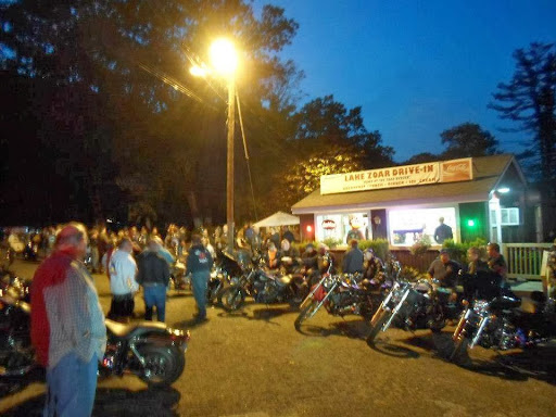 Hamburger Restaurant «Lake Zoar Drive In», reviews and photos, 14 Roosevelt Dr, Stevenson, CT 06491, USA