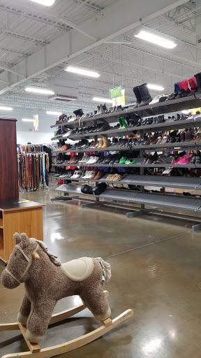 Thrift Store «Goodwill Retail Store of Springfield – Chestnut Crossing», reviews and photos, 425 S Western Ave, Springfield, MO 65802, USA