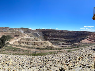 Gold Mine Tours Inc .