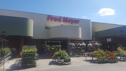 Grocery Store «Fred Meyer», reviews and photos, 11425 SW Beaverton Hillsdale Hwy, Beaverton, OR 97005, USA