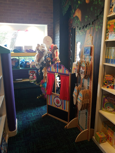 Toy Store «Smart Toys and Books», reviews and photos, 9700 Kingston Pike #12, Knoxville, TN 37922, USA