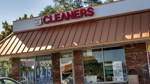 Central Discount Cleaners in Shorewood, Illinois