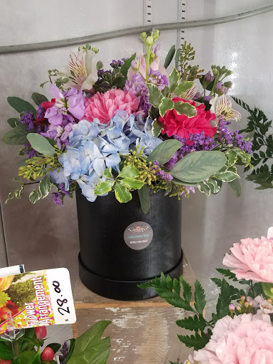Florist «Little Flower Shop», reviews and photos, 616 High St, Delano, CA 93215, USA