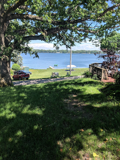 Golf Course «Indian Lake Hills Golf Course», reviews and photos, 55321 Brush Lake Rd, Eau Claire, MI 49111, USA