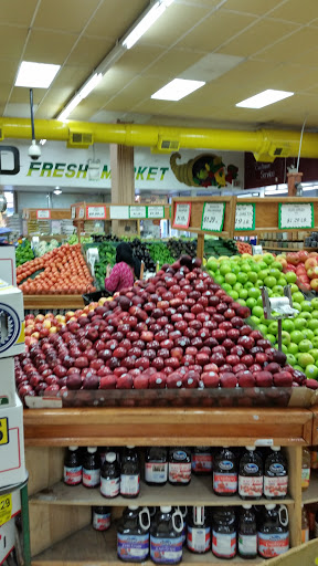 Grocery Store «World Fresh Market», reviews and photos, 2434 W Devon Ave, Chicago, IL 60659, USA