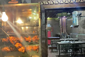 مطعم زهرة اسوان image