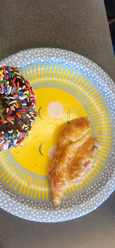 Donut Shop «Yum Yum Donuts», reviews and photos, 5454 Orangethorpe Ave, La Palma, CA 90623, USA