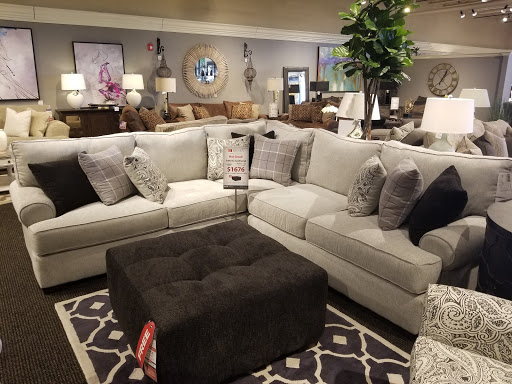 Furniture Store «Bob Mills Furniture», reviews and photos, 6000 TX-327 Spur, Lubbock, TX 79424, USA