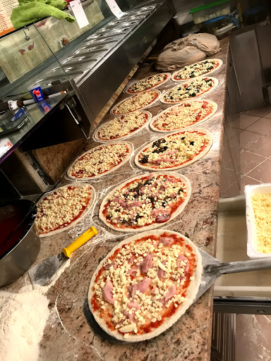 Pizza e Vai Pizzeria Osteria in Villa Guardia, Provincia di Como