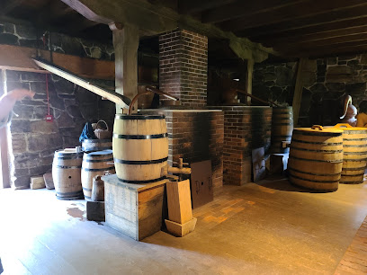 George Washington's Distillery & Gristmill
