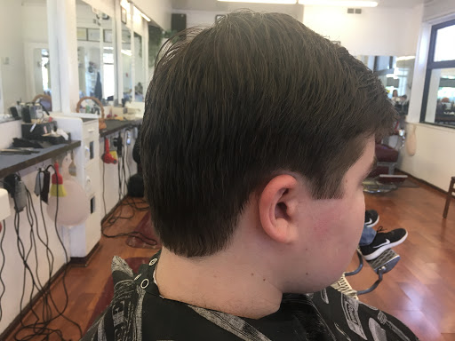 Barber Shop «Burtonsville Barber Shop», reviews and photos, 15512 Old Columbia Pike, Burtonsville, MD 20866, USA