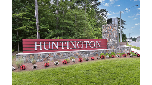 LGI Homes - Huntington Pointe