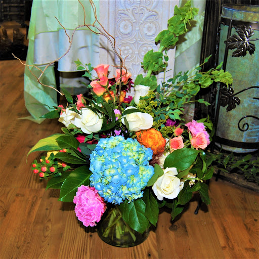 Florist «Accents By Michele Flower and Cake Studio», reviews and photos, 4003 West Chester Pike, Newtown Square, PA 19073, USA